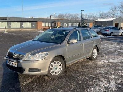 Begagnad Skoda Octavia 105 HK (77 kW) 2011 Kombi