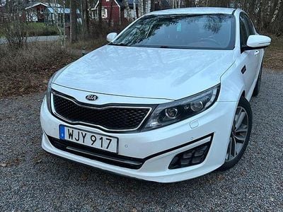 Vit pearl färg Begagnad 2015 Kia Optima Sedan | 115 000 kr (Marknadspris)