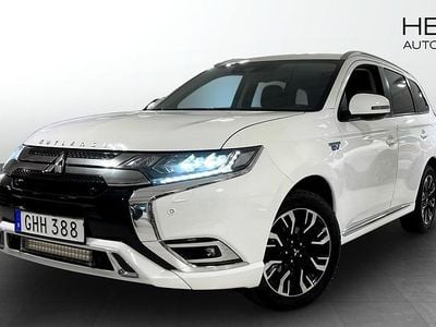 Vit Begagnad 2018 Mitsubishi Outlander P-HEV Edition Kombi | 179 900 kr