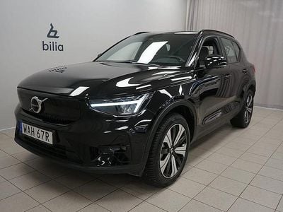 Svart Begagnad 2023 Volvo XC40 Ultimate SUV | 389 900 kr