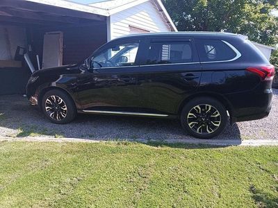 Mitsubishi Outlander P-HEV