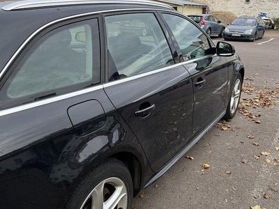Svart Begagnad 2013 Audi A4 Kombi | 115 000 kr (Marknadspris)