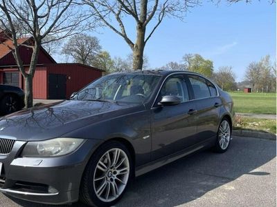 BMW 325