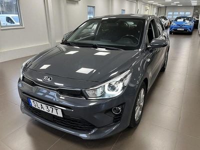 Grå Begagnad 2020 Kia Rio Advance Halvkombi | 148 000 kr (Marknadspris)