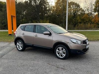 Begagnad Nissan Qashqai 114 HK (83 kW) 2010 Ljusbrun SUV