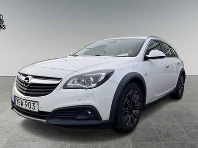 Begagnad Opel Insignia Country Tourer 173 HK (127 kW) 2015 Vit Kombi