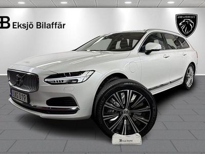 Vit Begagnad 2023 Volvo V90 Inscription Kombi | 389 500 kr (Marknadspris)