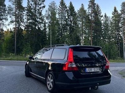 Begagnad 2010 Volvo V70 Kombi | 39 000 kr (Marknadspris)