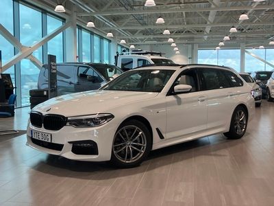 begagnad BMW 520 XDrive M-Sport / Drag / Värmare / Panorama / 360°