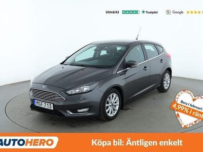 Grå Begagnad 2015 Ford Focus Titanium Halvkombi | 99 000 kr (Marknadspris)