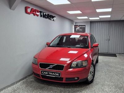 Röd Begagnad 2004 Volvo S40 Sedan | 34 900 kr (Marknadspris)