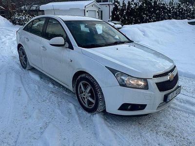 Begagnad Chevrolet Cruze 124 HK (91 kW) 2011 Vit metallic