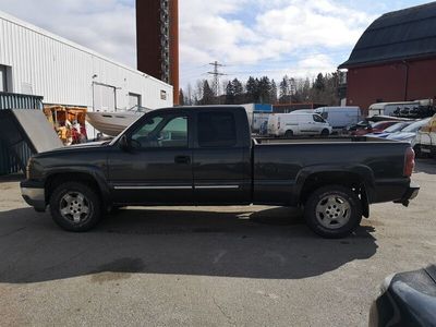 begagnad Chevrolet Silverado 1500 Extended Cab 5.3 V8 4WD Hydra-Matic 2005, Transportbil