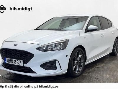 Vit Begagnad 2021 Ford Focus ST-Line Halvkombi | 132 900 kr (Marknadspris)