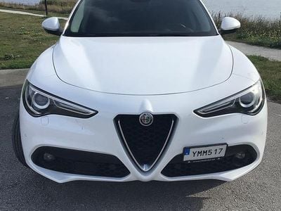 Begagnad 2017 Alfa Romeo Stelvio SUV | 197 500 kr (Lite dyr)