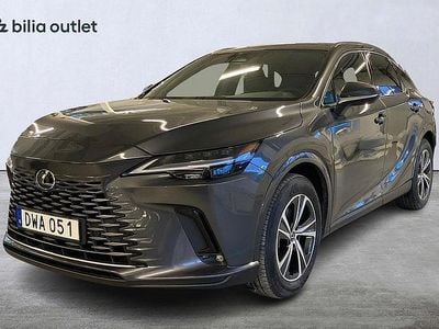 Grå Begagnad 2023 Lexus RX450h+ SUV | 669 000 kr