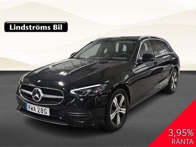 Svart Begagnad 2023 Mercedes C300 Kombi | 394 900 kr