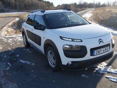 Begagnad Citroën C4 Cactus 99 HK (72 kW) 2015 Halvkombi