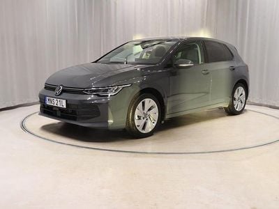 Grå Begagnad 2024 VW Golf VIII Life Kombi | 279 800 kr (Bra pris)