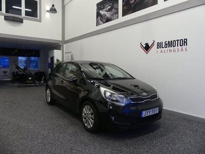 Svart Begagnad 2013 Kia Rio | 53 900 kr (Lite dyr)