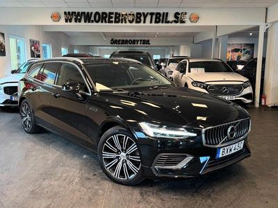 Svart Begagnad 2021 Volvo V60 Inscription Kombi | 304 500 kr (Marknadspris)