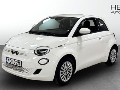 Begagnad Fiat 500e 86 kW (118 HK) 2023 Vit Halvkombi