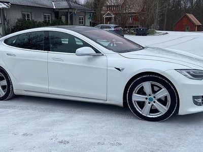 Pearl white multi coat Begagnad 2019 Tesla Model S Standard Range Halvkombi | 269 000 kr (Dyr)