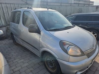 Toyota Yaris Verso