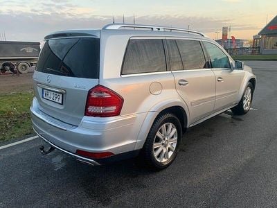 Silvermetallic Begagnad 2012 Mercedes GL350 Edition SUV | 185 000 kr