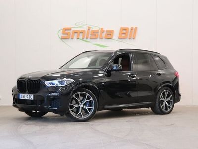 begagnad BMW X5 xDrive45e M Sport INNOVATION LUFT PANO LASER DRAG MOM