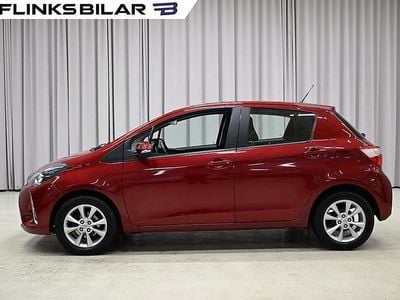 Röd Begagnad 2019 Toyota Yaris Active Halvkombi | 138 750 kr (Bra pris)