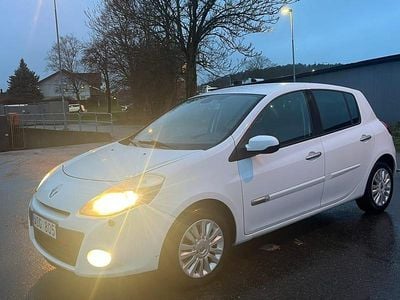 Begagnad 2011 Renault Clio R.S. Halvkombi | 25 999 kr (Marknadspris)