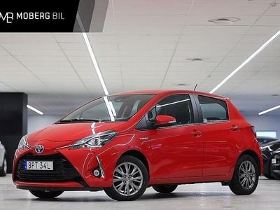 Röd Begagnad 2019 Toyota Yaris Hybrid Active Halvkombi | 179 900 kr (Marknadspris)