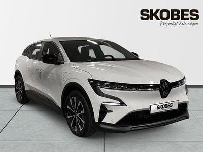 Vit Begagnad 2023 Renault Mégane IV Evolution | 289 600 kr (Dyr)