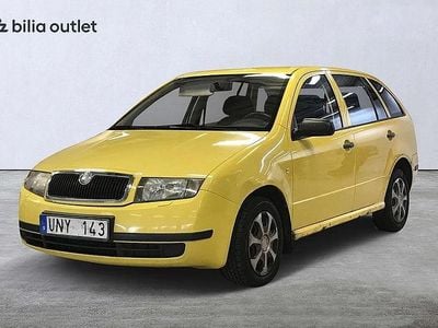 Begagnad Skoda Fabia 2004 Gul Kombi
