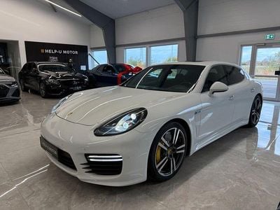 Begagnad Porsche Panamera Turbo S 570 HK (419 kW) 2016 Vit Sedan