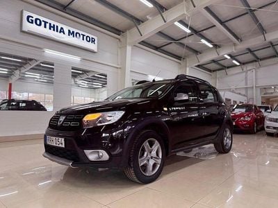 Begagnad Dacia Sandero Stepway 90 HK (66 kW) 2017 Svart