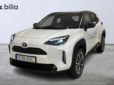 Vit Begagnad 2023 Toyota Yaris Cross Edition SUV | 324 900 kr (Marknadspris)