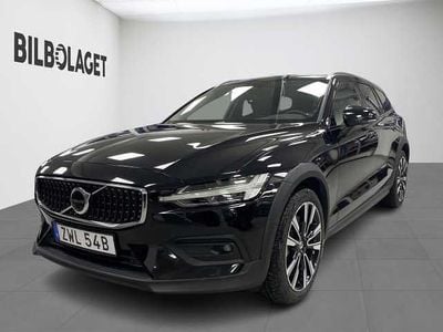 Begagnad 2024 Volvo V60 CC Kombi | 424 800 kr (Marknadspris)