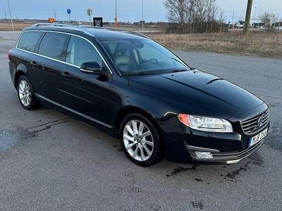 Begagnad 2014 Volvo V70 Summum Kombi | 149 000 kr
