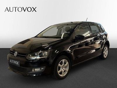 Svart Begagnad 2014 VW Polo Halvkombi | 99 900 kr (Marknadspris)