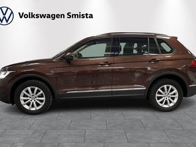 begagnad VW Tiguan Life 2.0 TDI 150 HK 4M DSG / CockPitPro