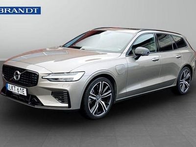 Grå Begagnad 2022 Volvo V60 R-Design Kombi | 449 900 kr (Dyr)