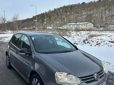 Begagnad VW Golf V 102 HK (75 kW) 2007