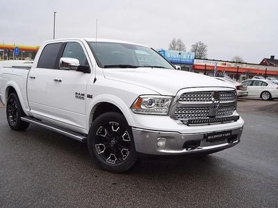 Vit Begagnad 2018 RAM 1500 Pickup | 444 900 kr (Marknadspris)