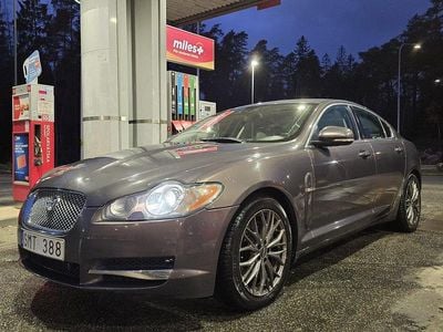 Begagnad Jaguar XF 241 HK (177 kW) 2010 Grå Sedan