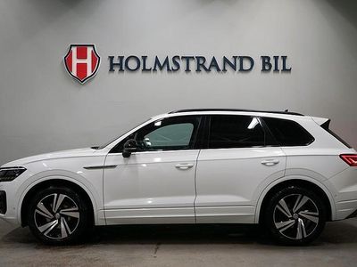 Vit Begagnad 2018 VW Touareg Executive SUV | 379 900 kr (Dyr)