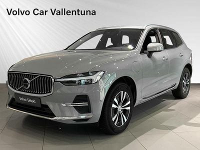 Grå Begagnad 2023 Volvo XC60 Core SUV | 489 900 kr (Marknadspris)