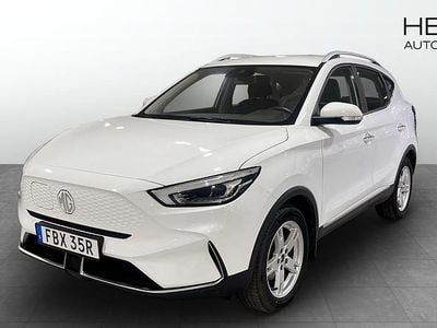 Vit Begagnad 2022 MG ZS Comfort Halvkombi | 244 900 kr (Marknadspris)