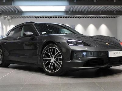 Begagnad Porsche Taycan Sport Turismo 300 kW (408 HK) 2024 Grå Kombi